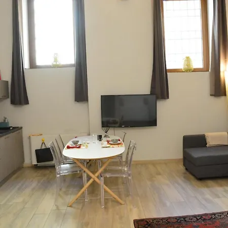 Amphitheatrum Arena Apartamento *